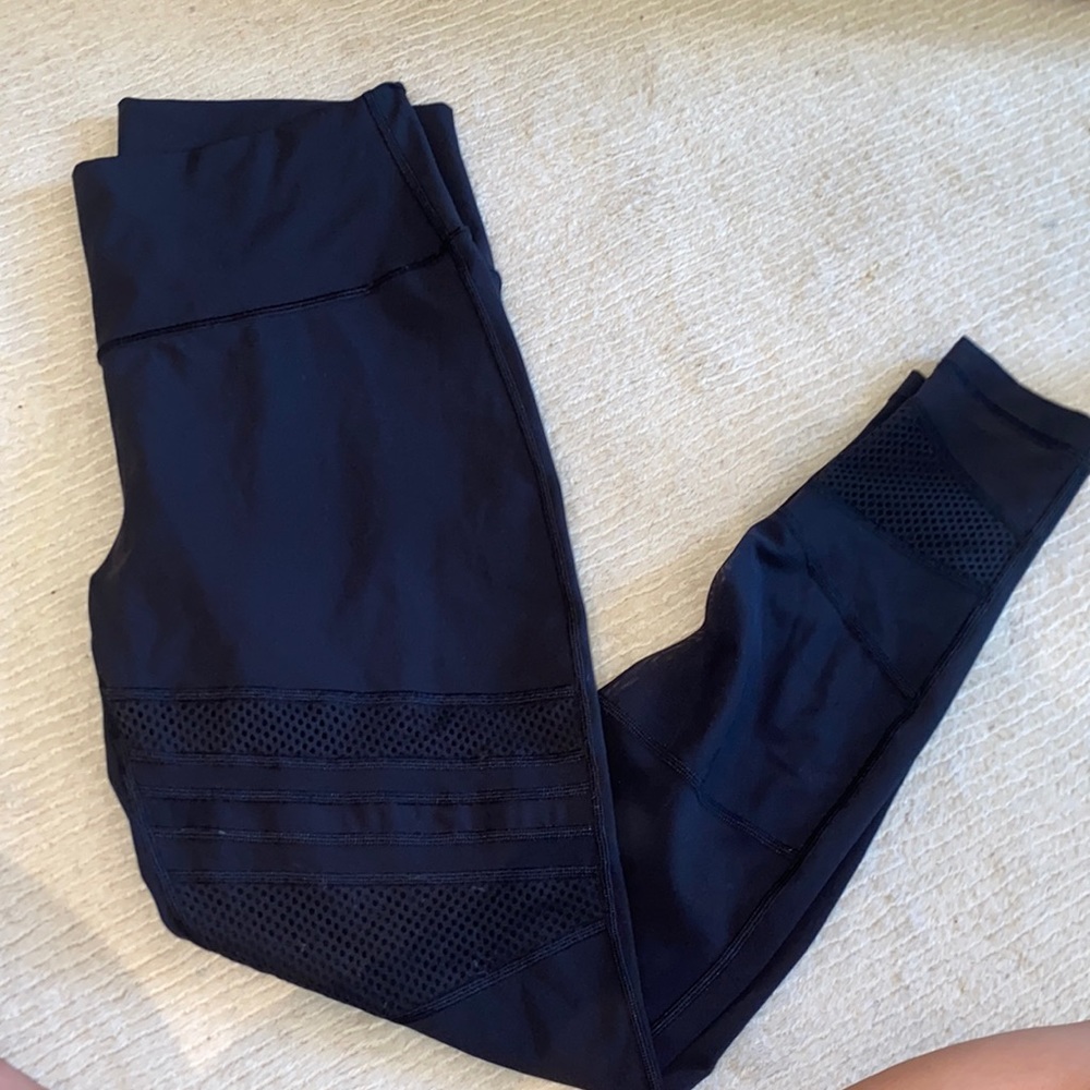 Lululemon leggings - Picture 2 of 6